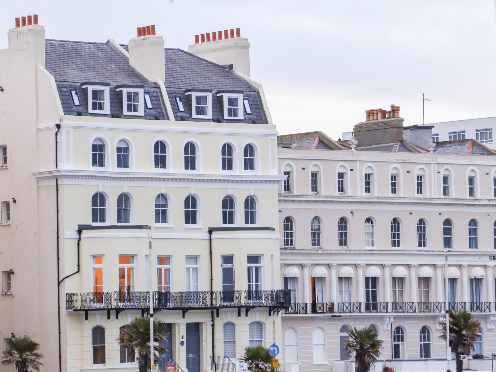 Ferienwohnung The Old Spy Headquarters Folkestone Exterior foto